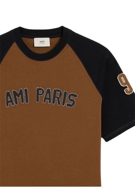t-shirt logo uomo nocciola AMI PARIS | HTS350.7262162